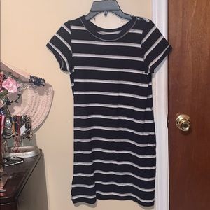 Striped T-shirt dress! Size Medium 8$
